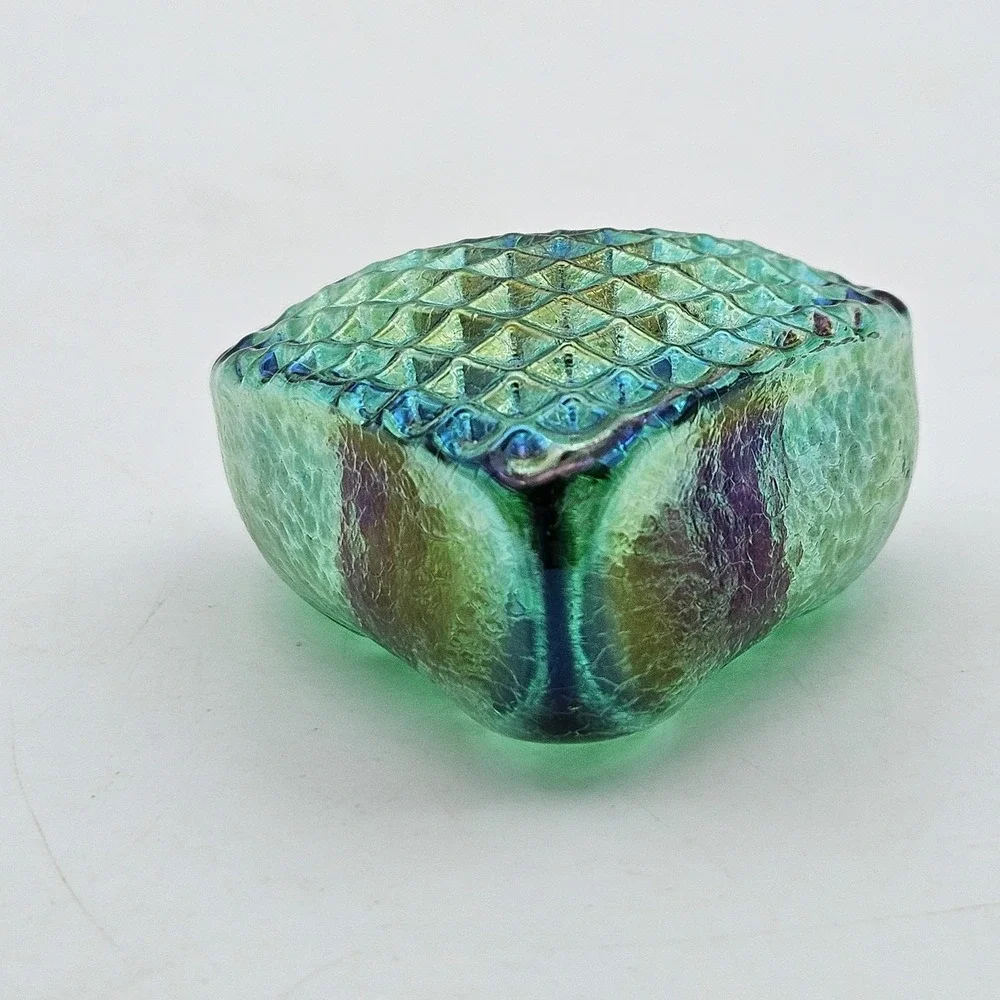 Robert Held Green Iridescent Art Glass Heart Paperweight 2.25